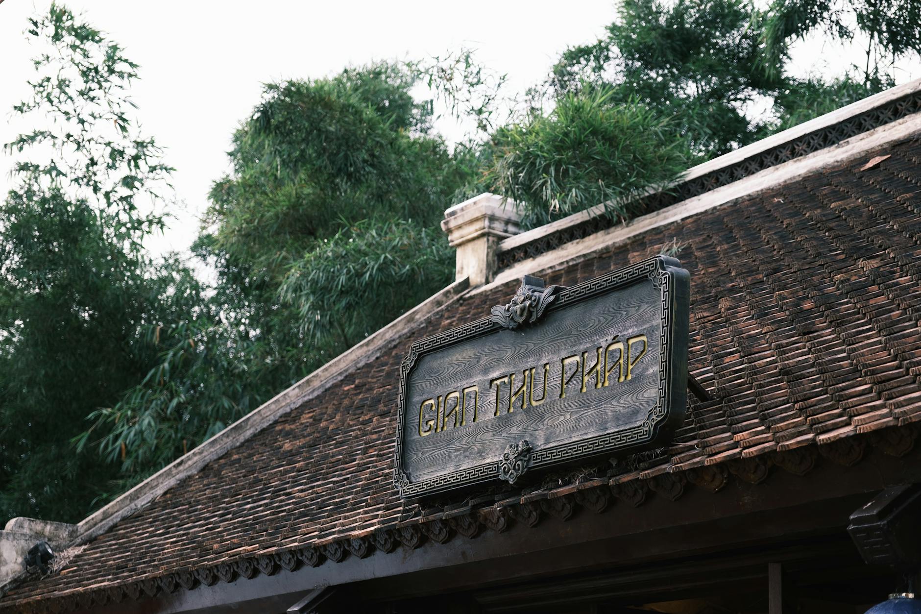 Người chơi ghi chú khi trải nghiệm game casino online phiên bản chơi thử